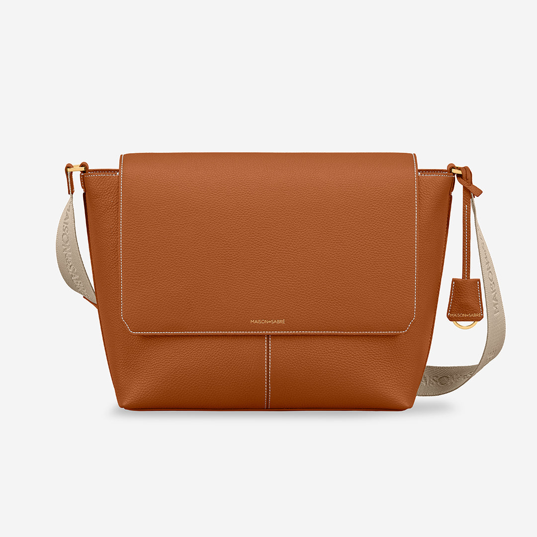 The Flaire Messenger Bag - Pecan Brown – MAISON de SABRÉ