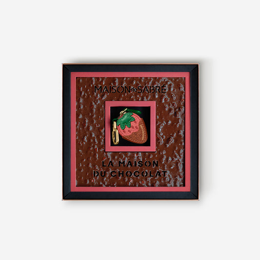 SABRÉMOJI™AirTag フルーツチャーム - Chocolate Strawberry