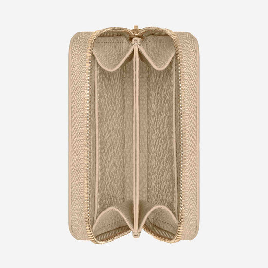 saharan-nude