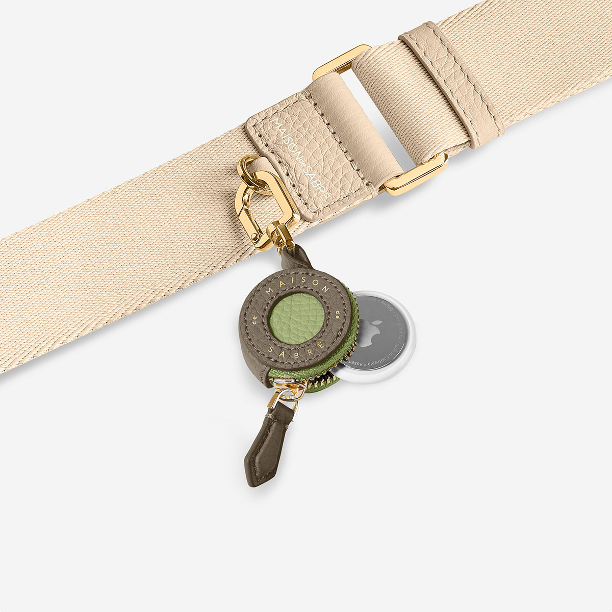 AirTagケース AirTag Charm カシミヤマッチャ | MAISON de SABRÉ
