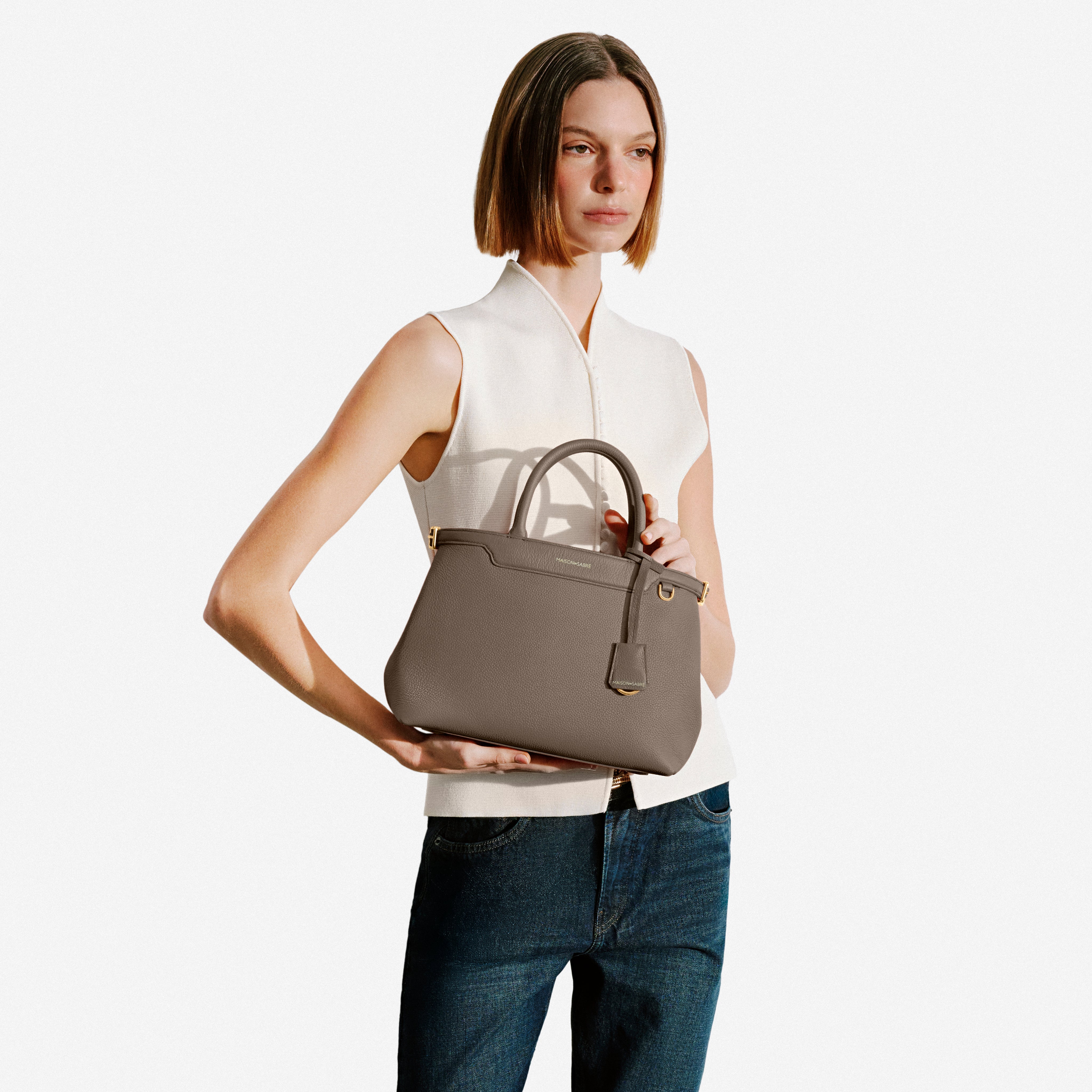 レザーハンドバッグ Medium Palais カシミヤクレイ | MAISON de SABRÉ