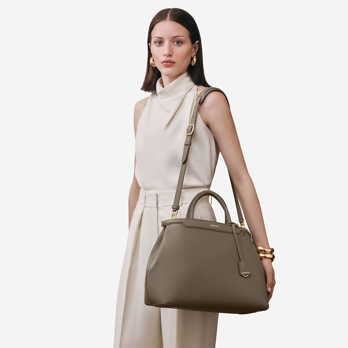 レザーハンドバッグ Large Palais カシミヤクレイ | MAISON de SABRÉ