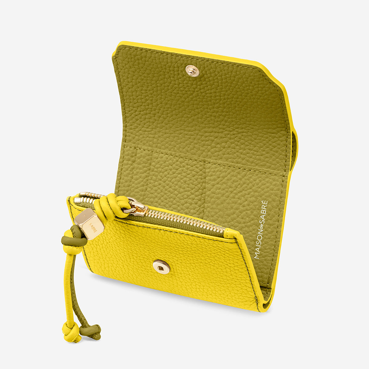 The Trifold Wallet - Daisy Martini