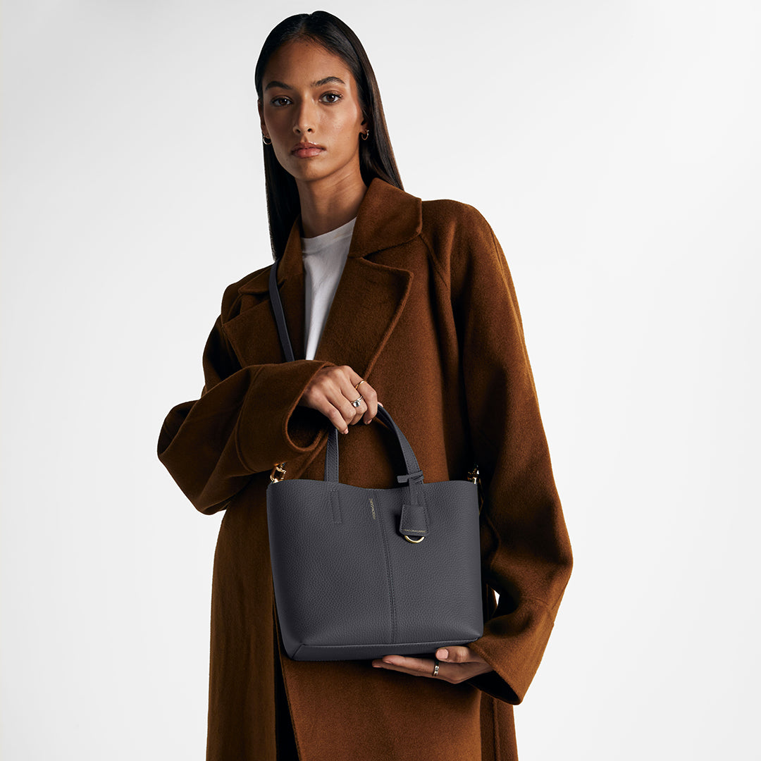 ソフトトートバッグ Small Soft Tote グラファイトスカイ | MAISON de