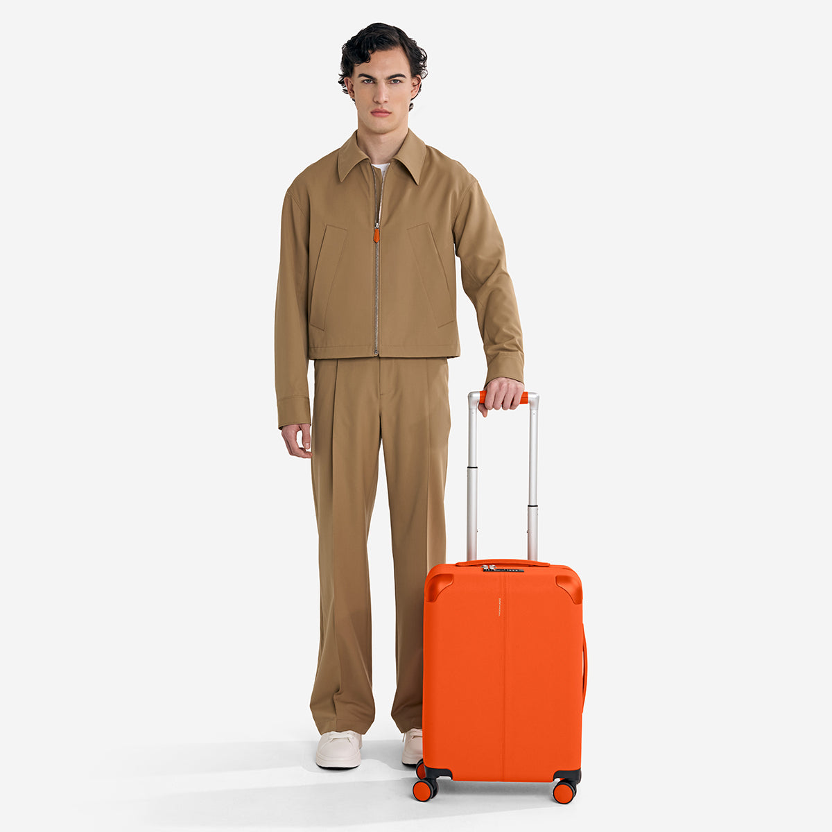 The Carry On Suitcase - Manhattan Orange