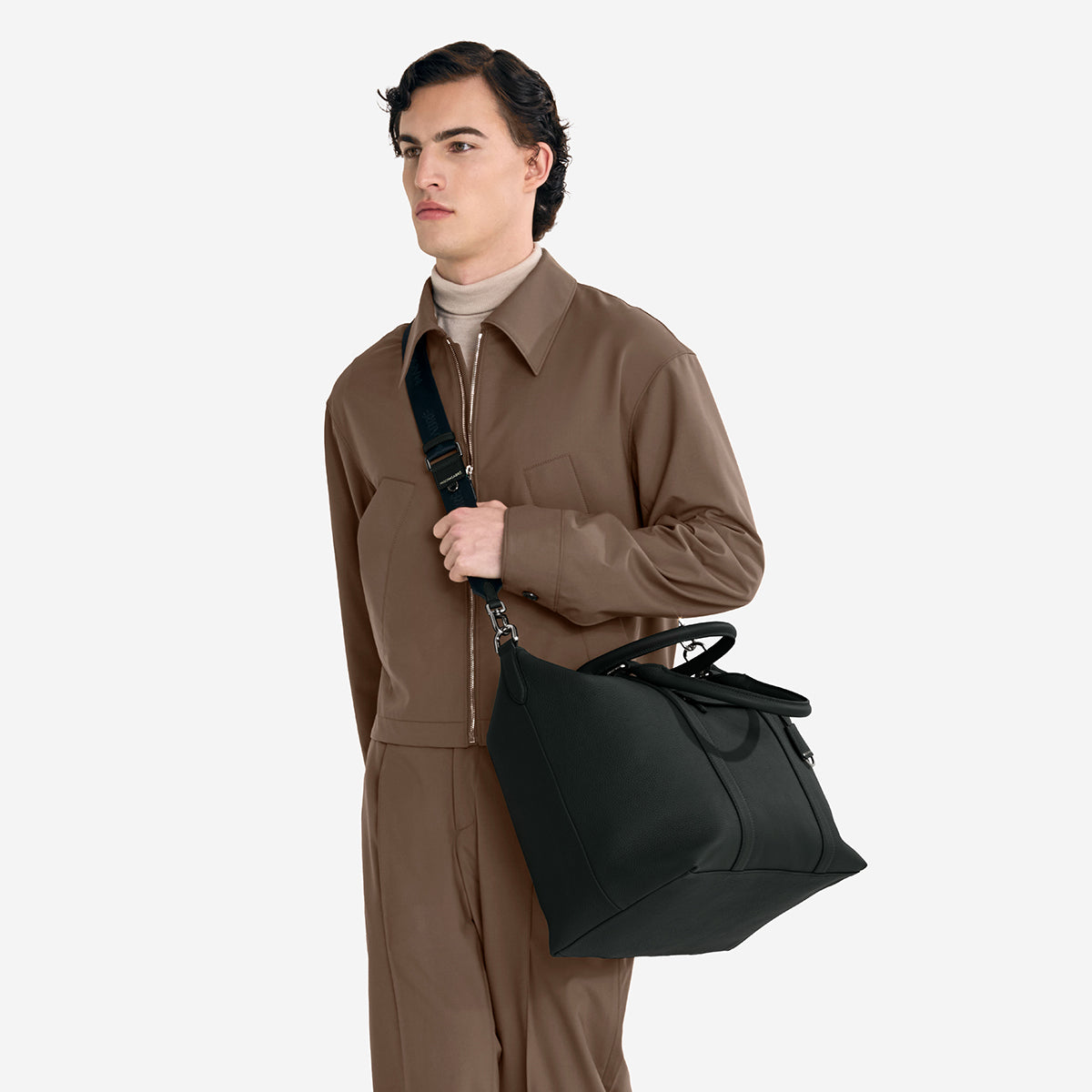 ボストンバッグ Weekender ブラックキャビア | MAISON de SABRÉ