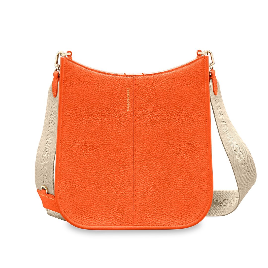 美品　MAISON de SABRE メンズ　レザーボディバッグ The Sling Bag - Graphite Grey – MAISON de SABRÉ