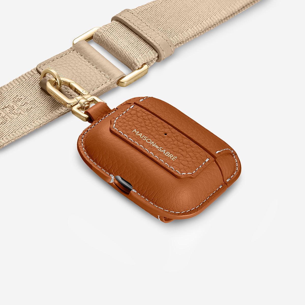 AirPodsケース AirPods Pro 3 Case Charm ピーカンブラウン | MAISON