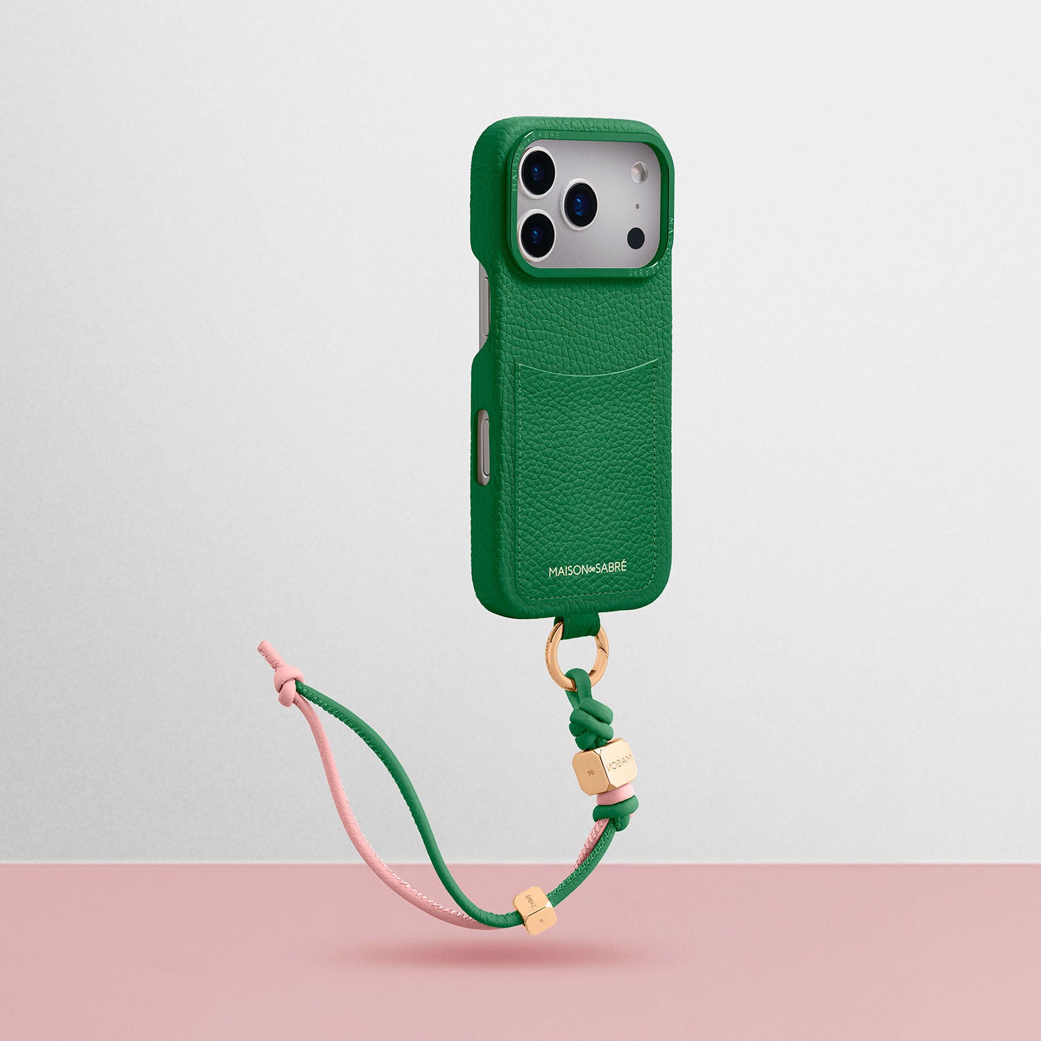 The Wristlet Phone Case iPhone 17 Pro Max - Emerald Green – MAISON